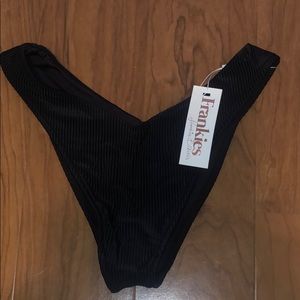 Frankie’s bikini